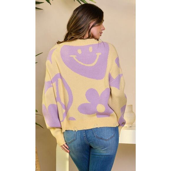 Graphic‎ Smiley Face Retro  V-Neck Sweater Yellow & Lavender Pullover Distressed - Picture 3 of 4